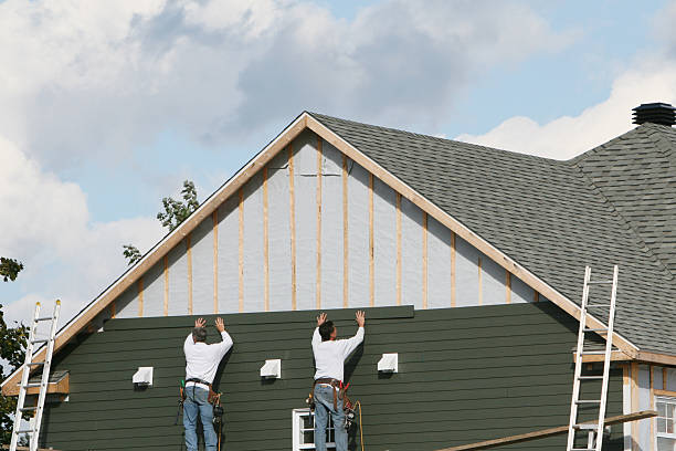 Professional Siding Replacement technician working in Plainsboro, NJ